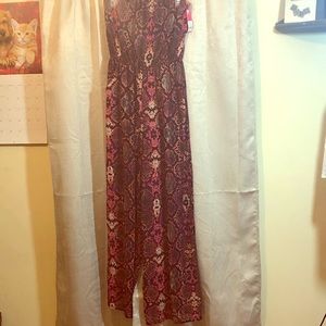 **Nwt*** Strapless jumpsuit with pockets Sz M